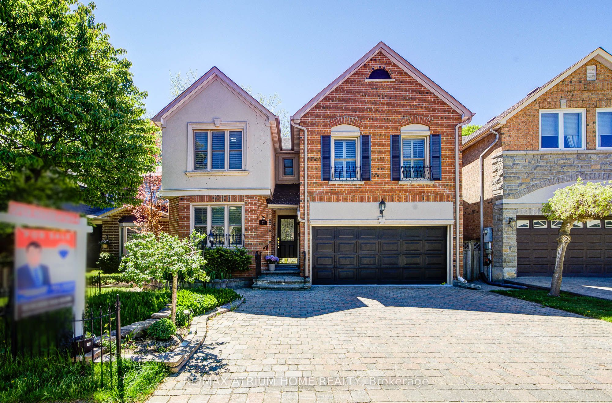 77 Rosedale Heights Drive, Vaughan, ON, L4J 4T3