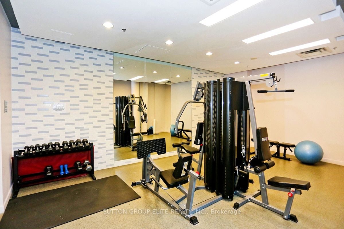 808-1 Hurontario Street, Mississauga, ON, L5G 0A3 photo 4