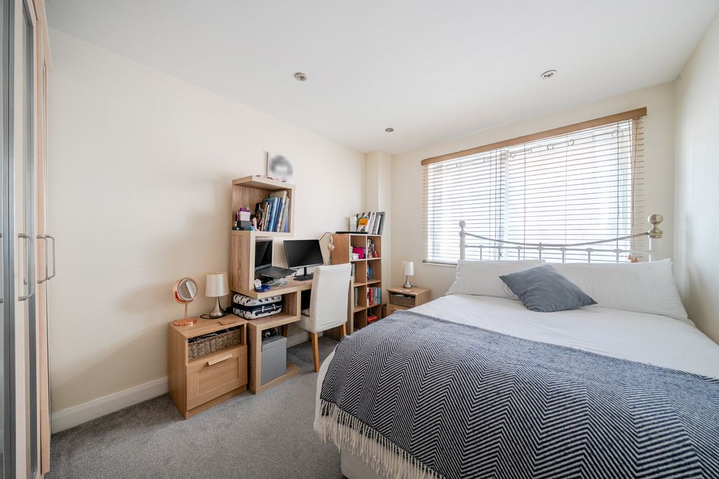 Additional image 8 of 2 bed flat for saleNorthway, Rickmansworth WD3