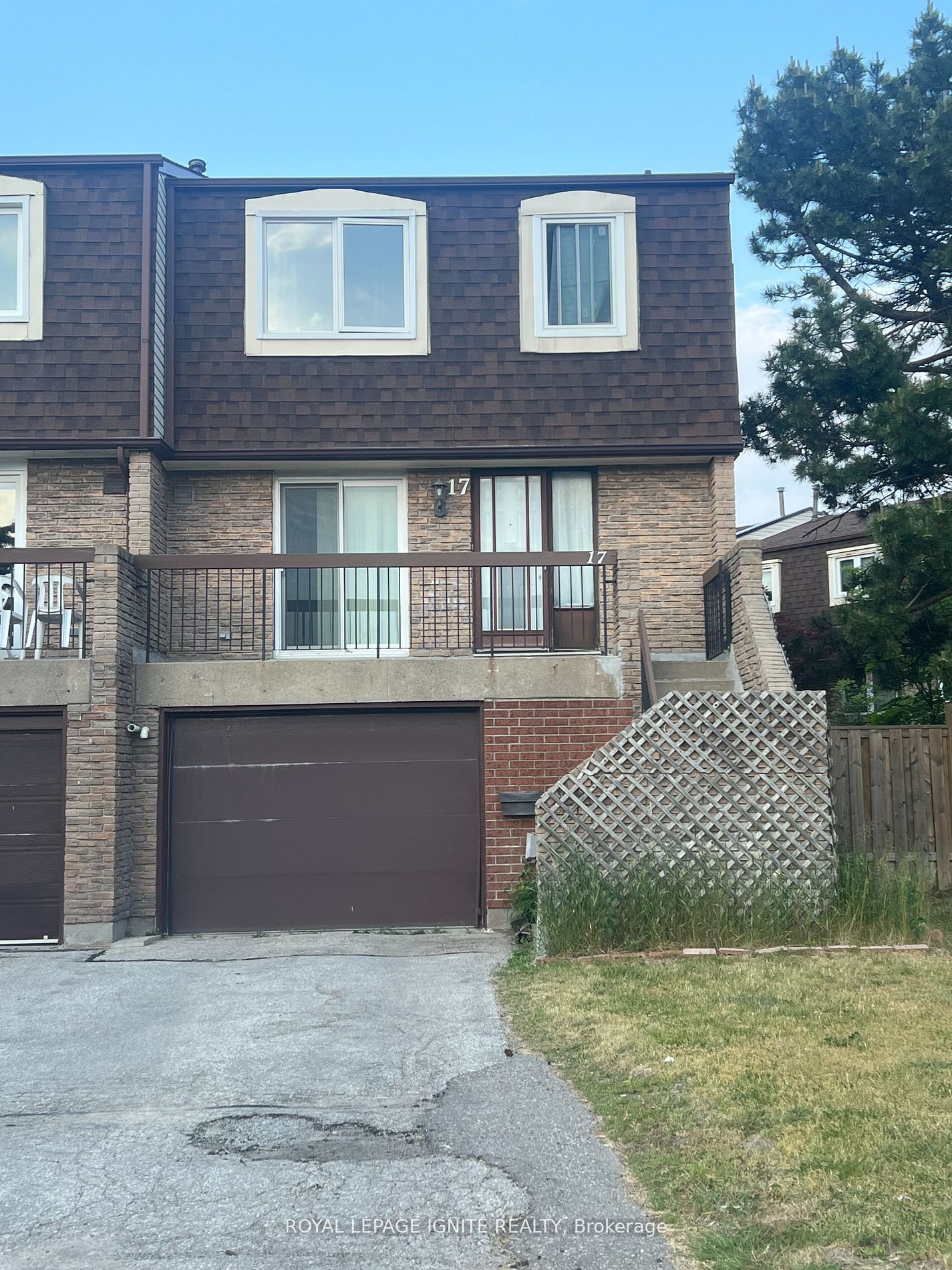 8-17 Sandhurst Circle, Toronto, ON, M1S 4B2