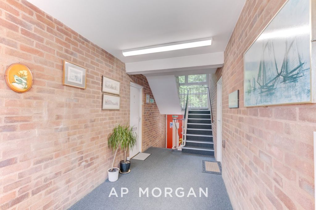 Additional image 2 of 2 bed flat for saleWoodend Close, Redditch, Worcestershire B97