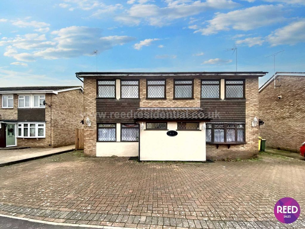 Additional image 2 of 10 bed detached house for saleDorset Gardens, Rochford SS4