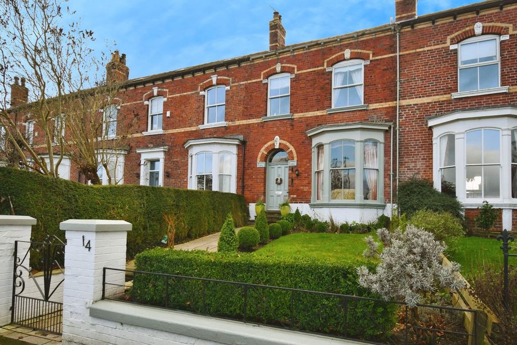 4 bed terraced house for saleMagdalens Road, Ripon HG4