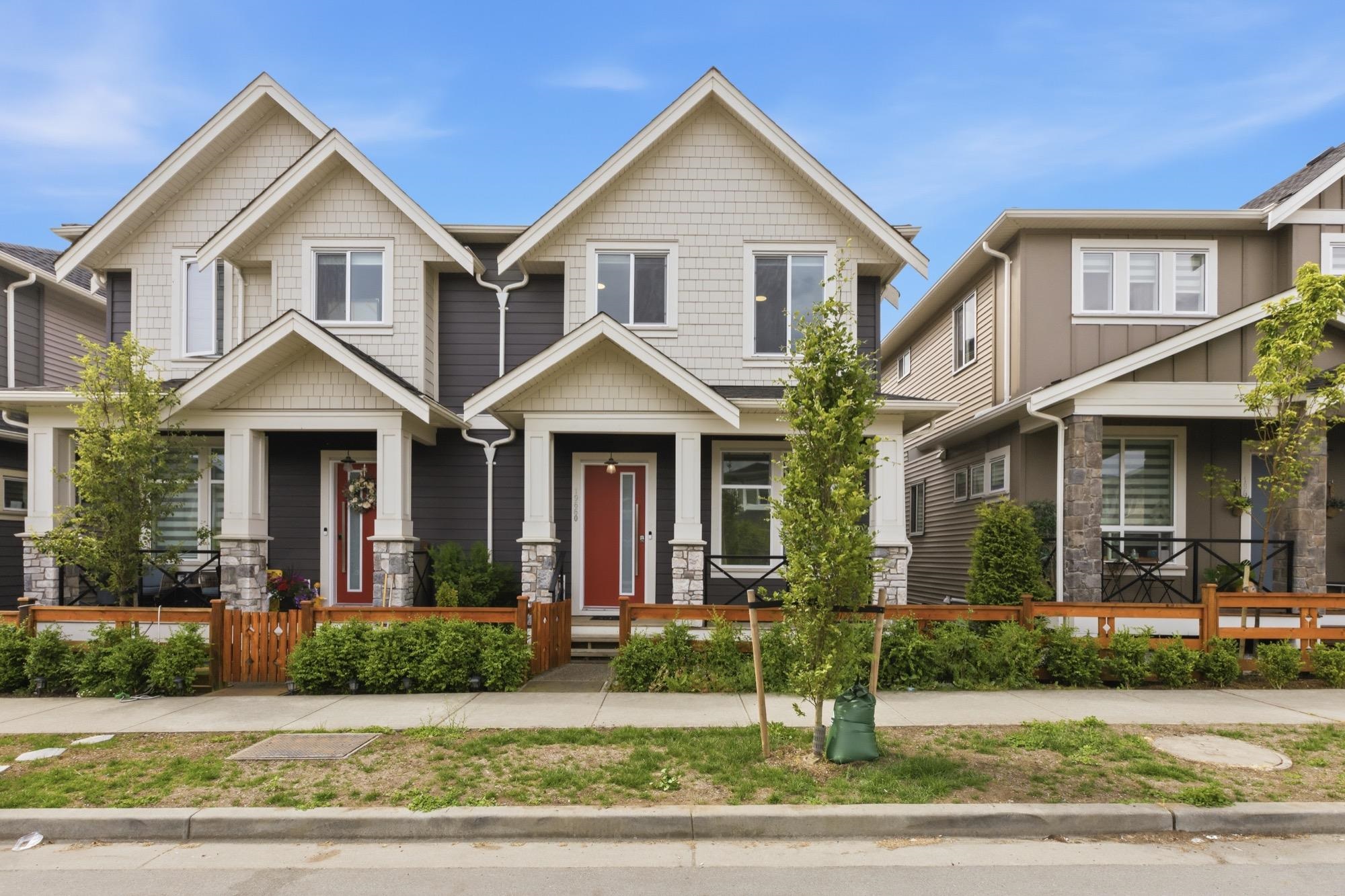 19660 74a Avenue, Langley, BC, V2Y 3R8