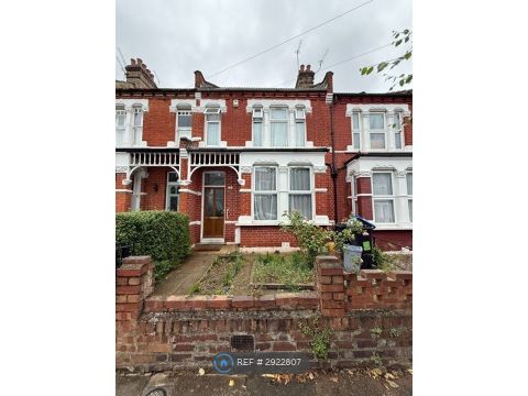 Elvendon Road, London N13