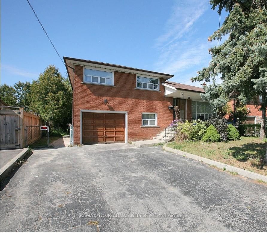 8 Stanwood Crescent, Toronto, ON, M9M 1Z9 photo 4