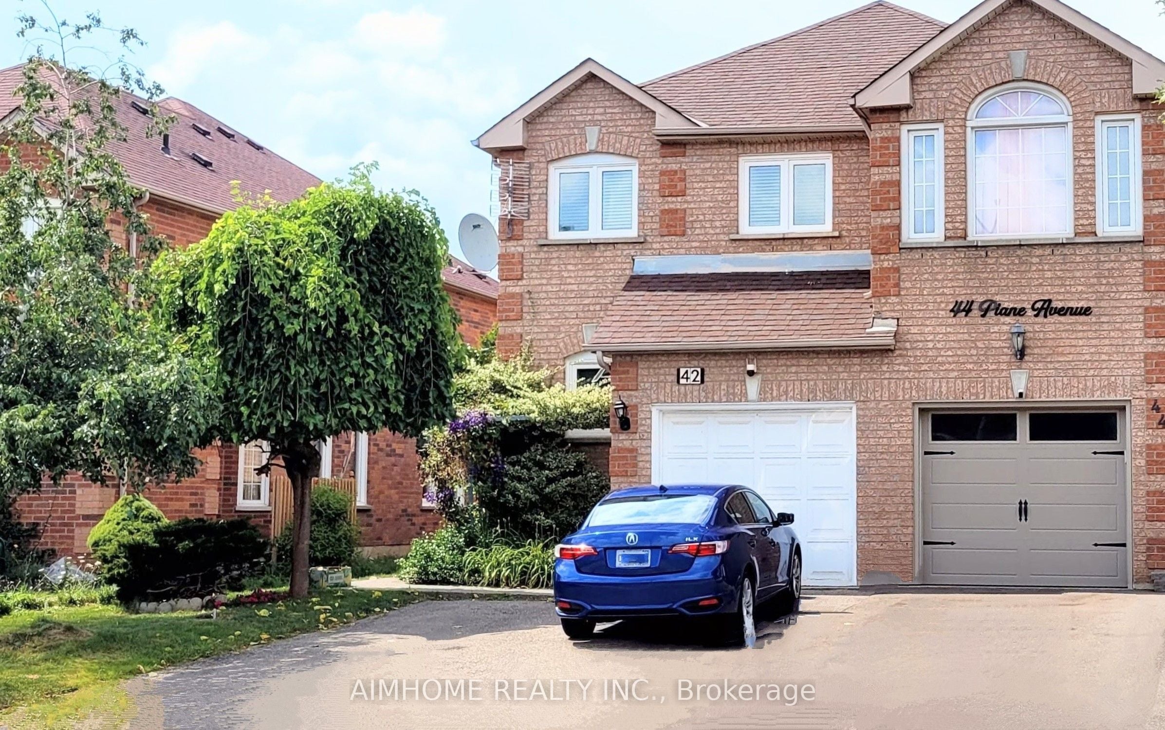 42 Piane Avenue, Brampton, ON, L6Y 4X9