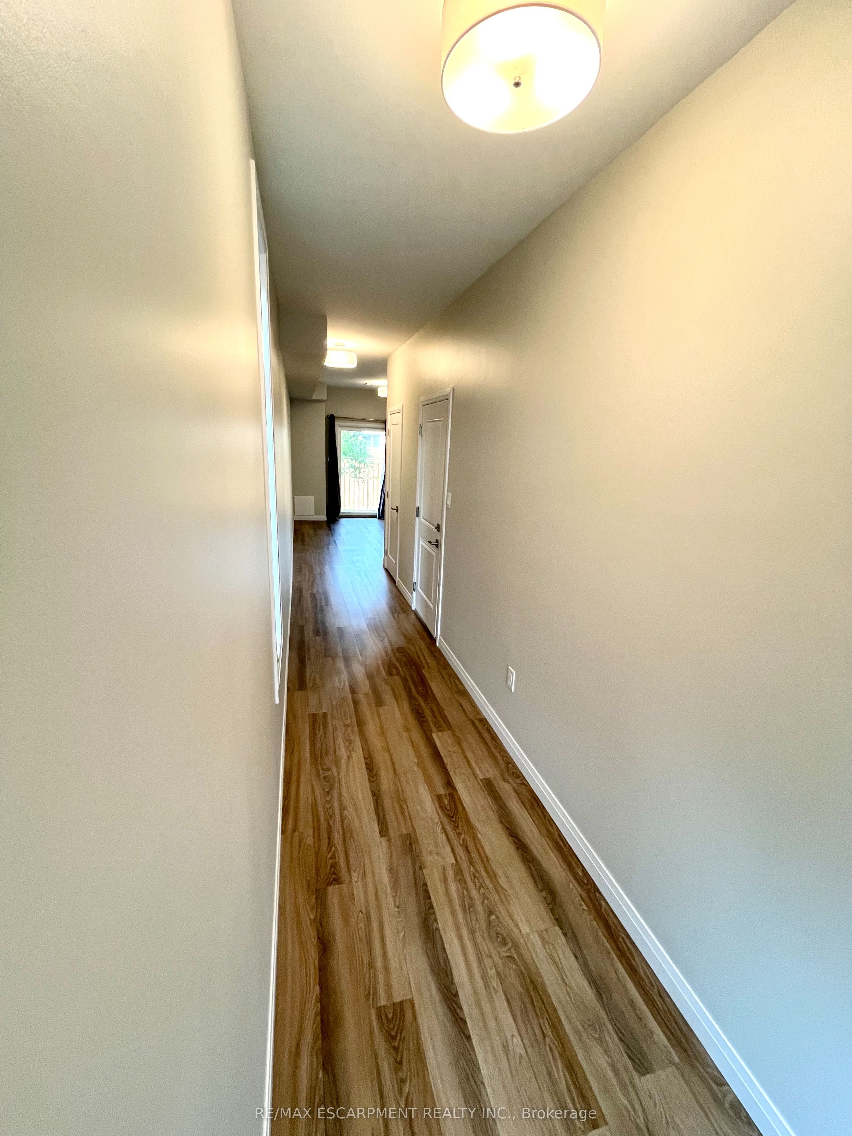 21-270 Melvin Avenue, Hamilton, ON, L8H 2K2 photo 5