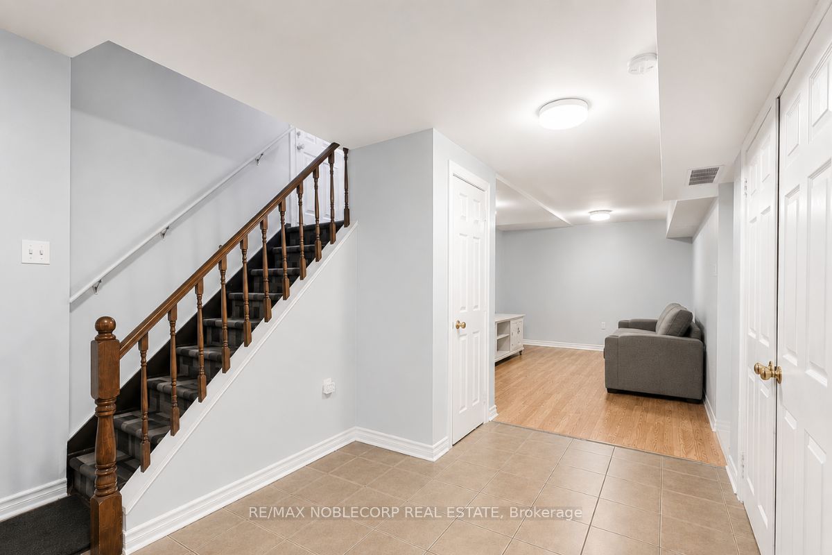 Lower-62 Pavin Crescent, Caledon, ON, L7E 1W9 photo 5