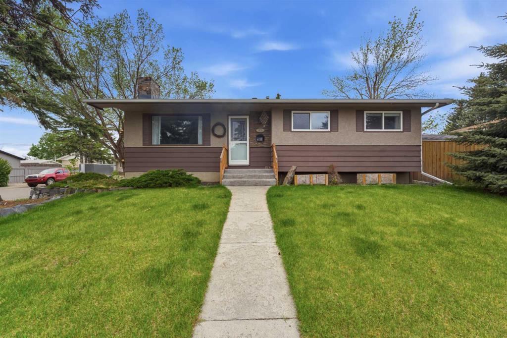 819 Avonlea Place SE, Calgary, AB, T2H 1W4