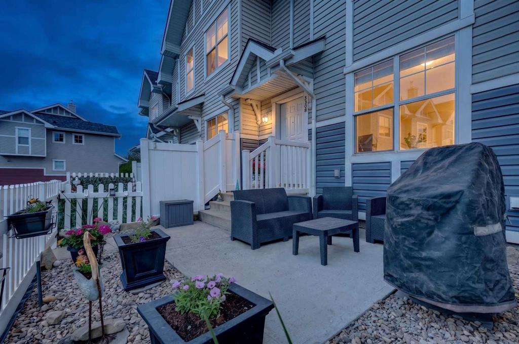 3308 New Brighton Gardens SE, Calgary, AB, T2Z 0A2 photo 2