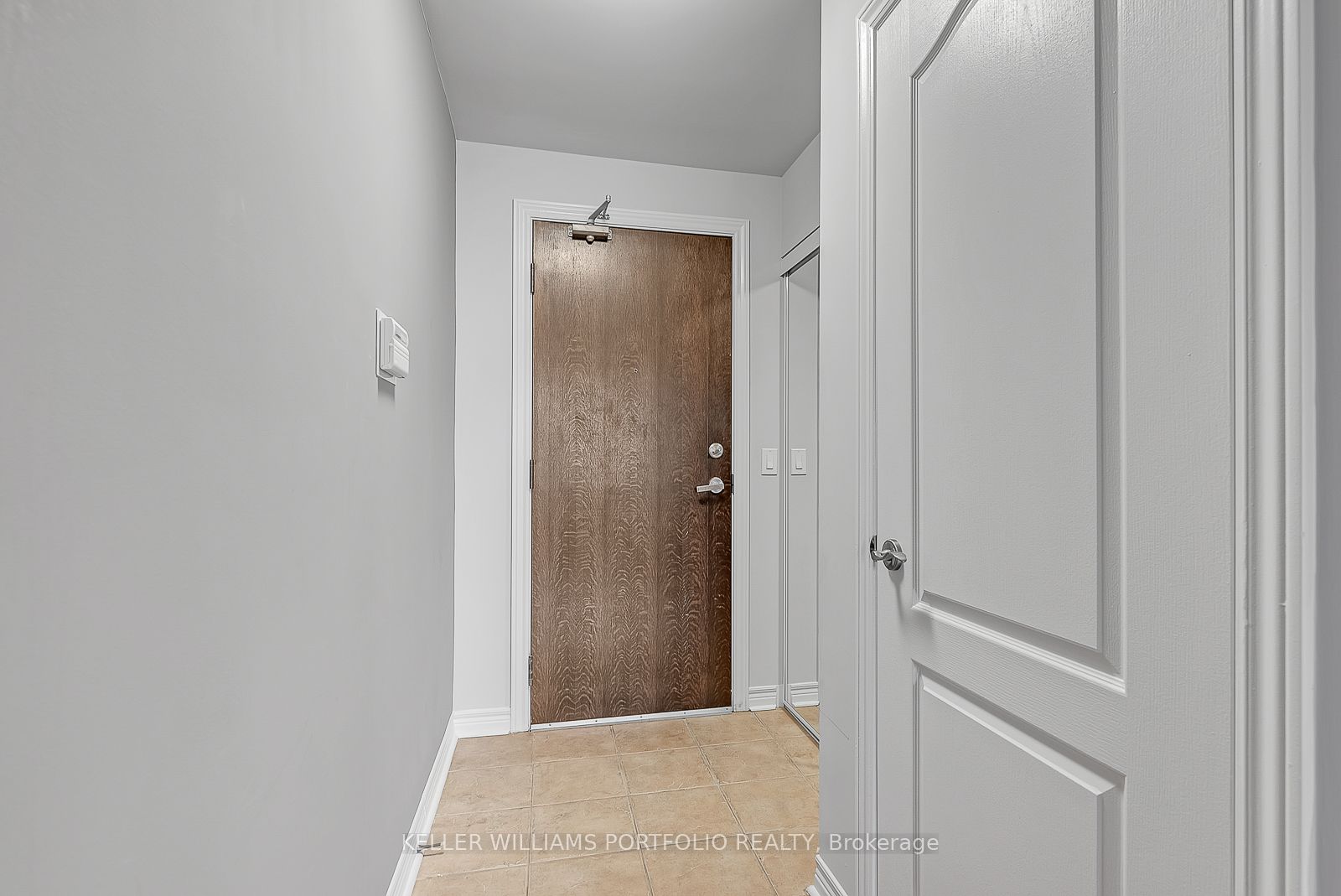 1417-15 North Park Road, Vaughan, ON, L4J 0A1 photo 3