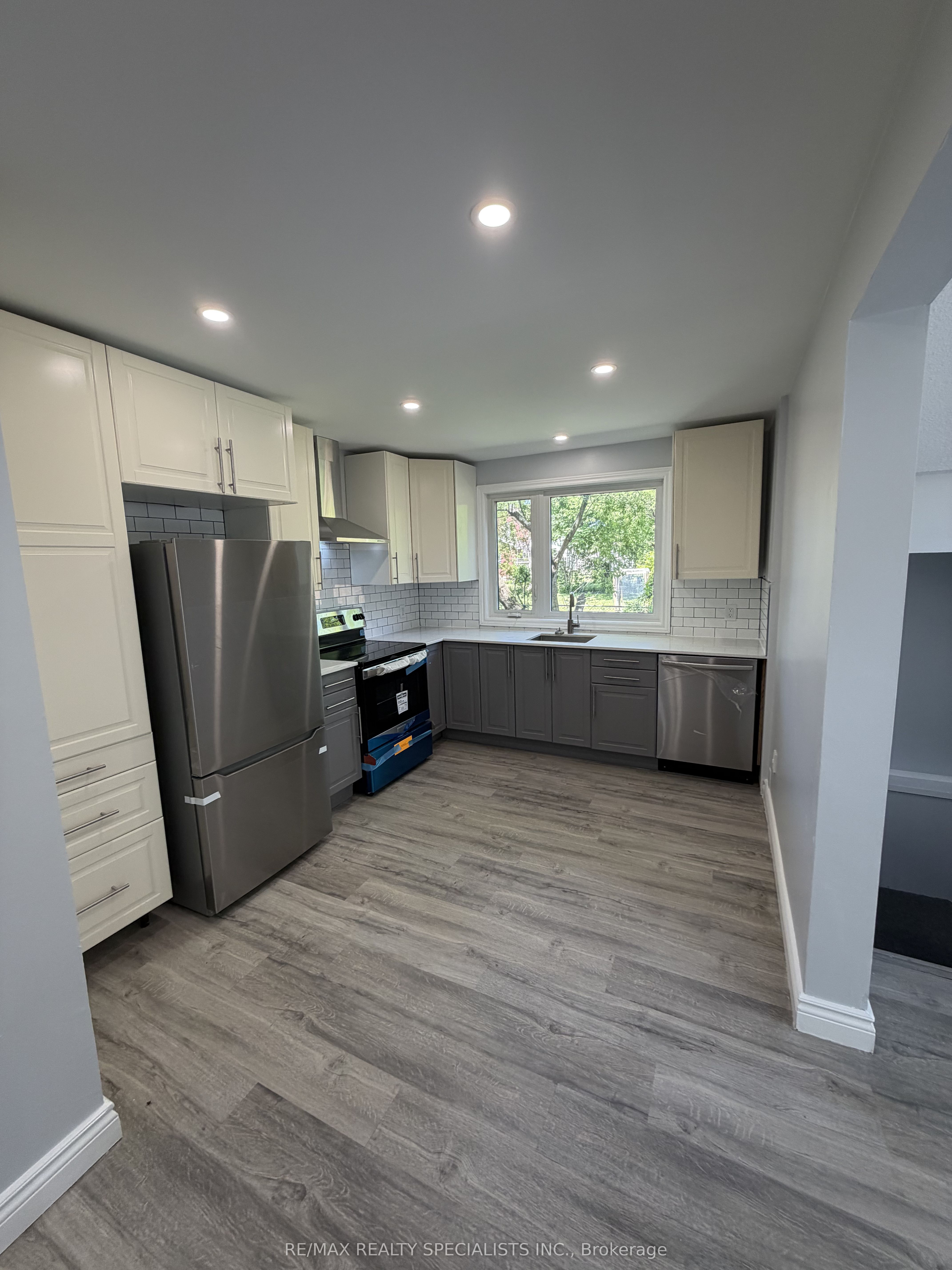 Additional image 3 of 28B Fleming Avenue, Brampton, ON, L6Y 1K2