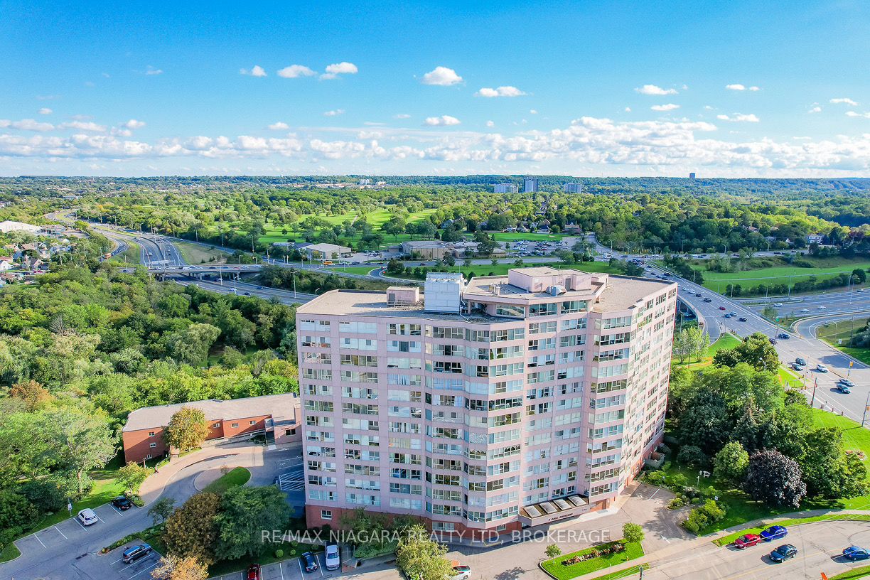 1207-7 Gale Crescent, St. Catharines, ON, L2R 7M8