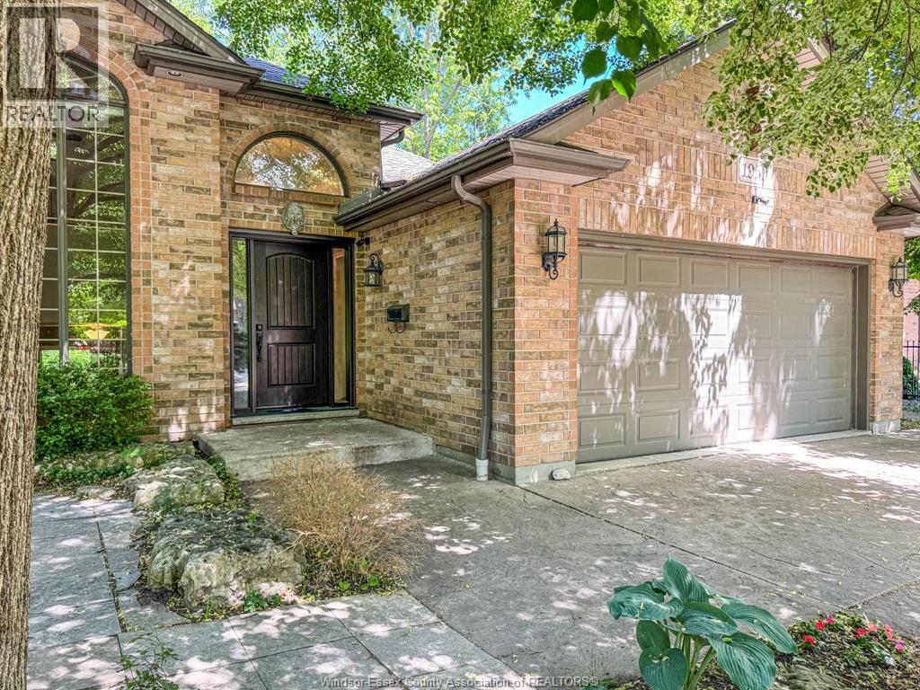 1950 Randolph , Windsor, ON, N9B2W5