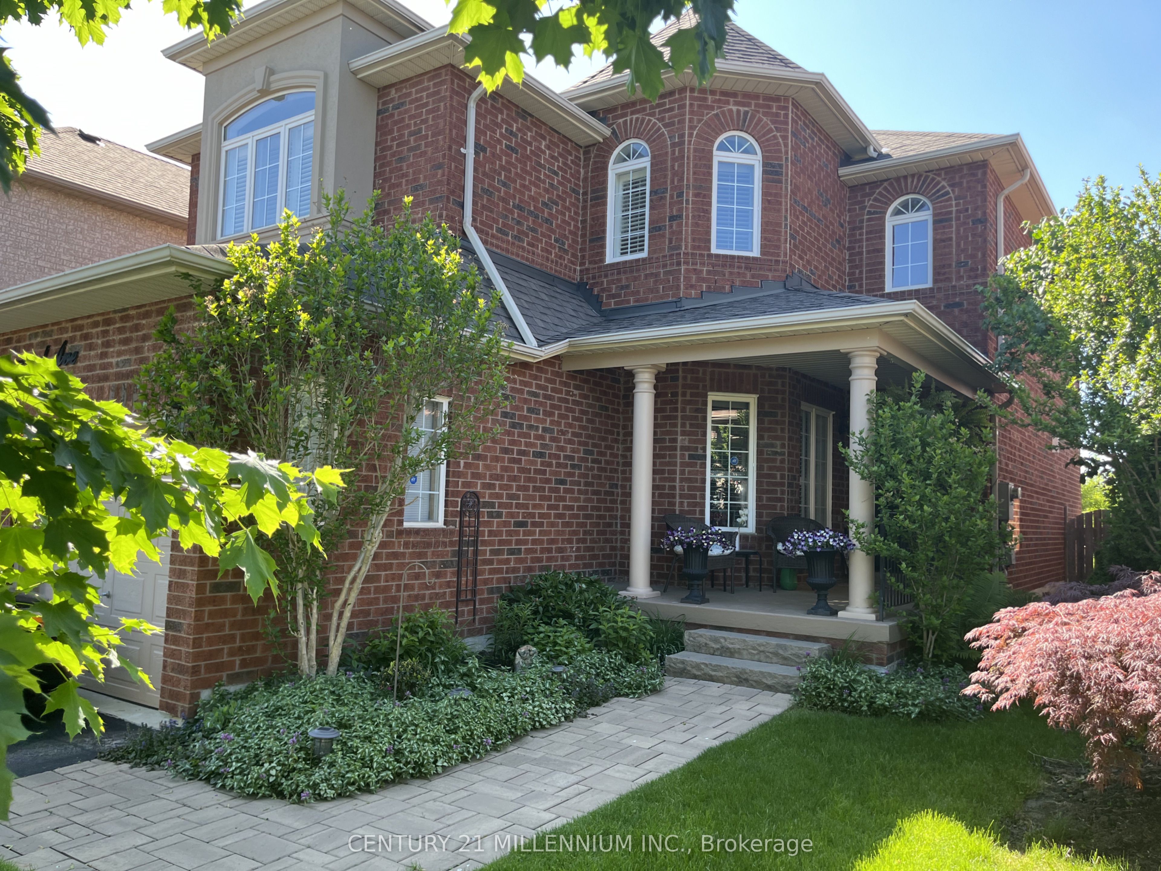 6 Collingwood Avenue, Brampton, ON, L7A 2E5