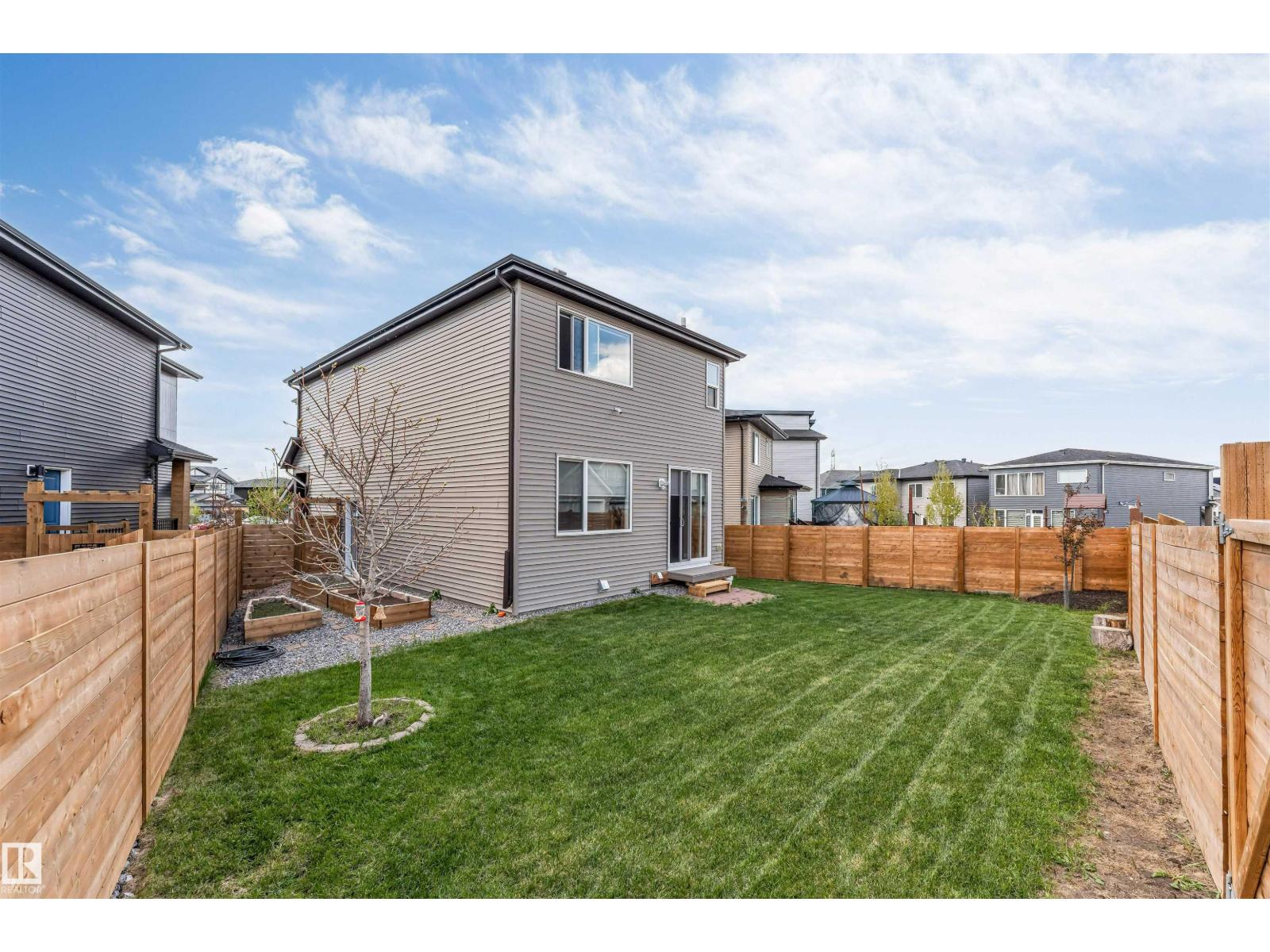 Additional image 3 of 425 41 Street SW, Edmonton, AB, T6X1A5