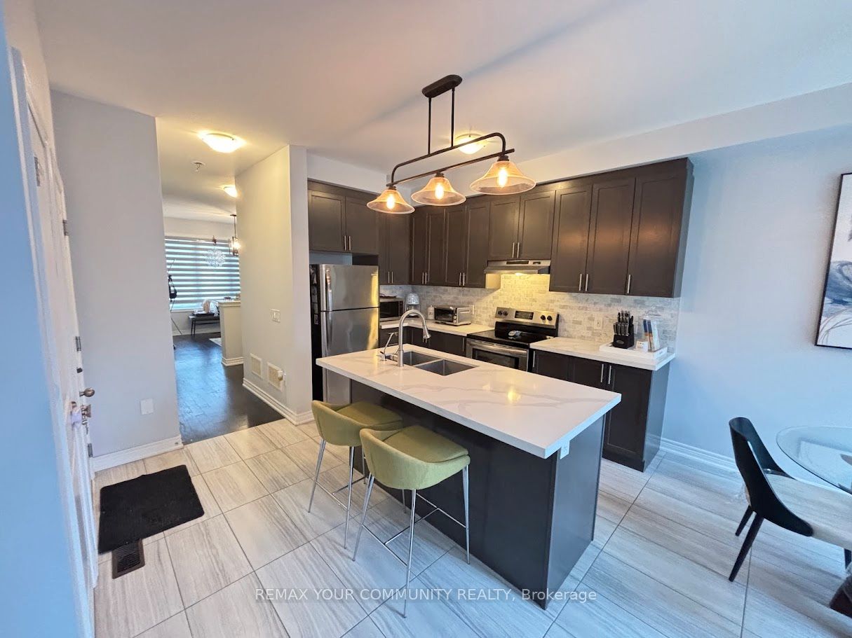 3 Frederick Pearson Street, East Gwillimbury, ON, L9N 0R9 photo 3