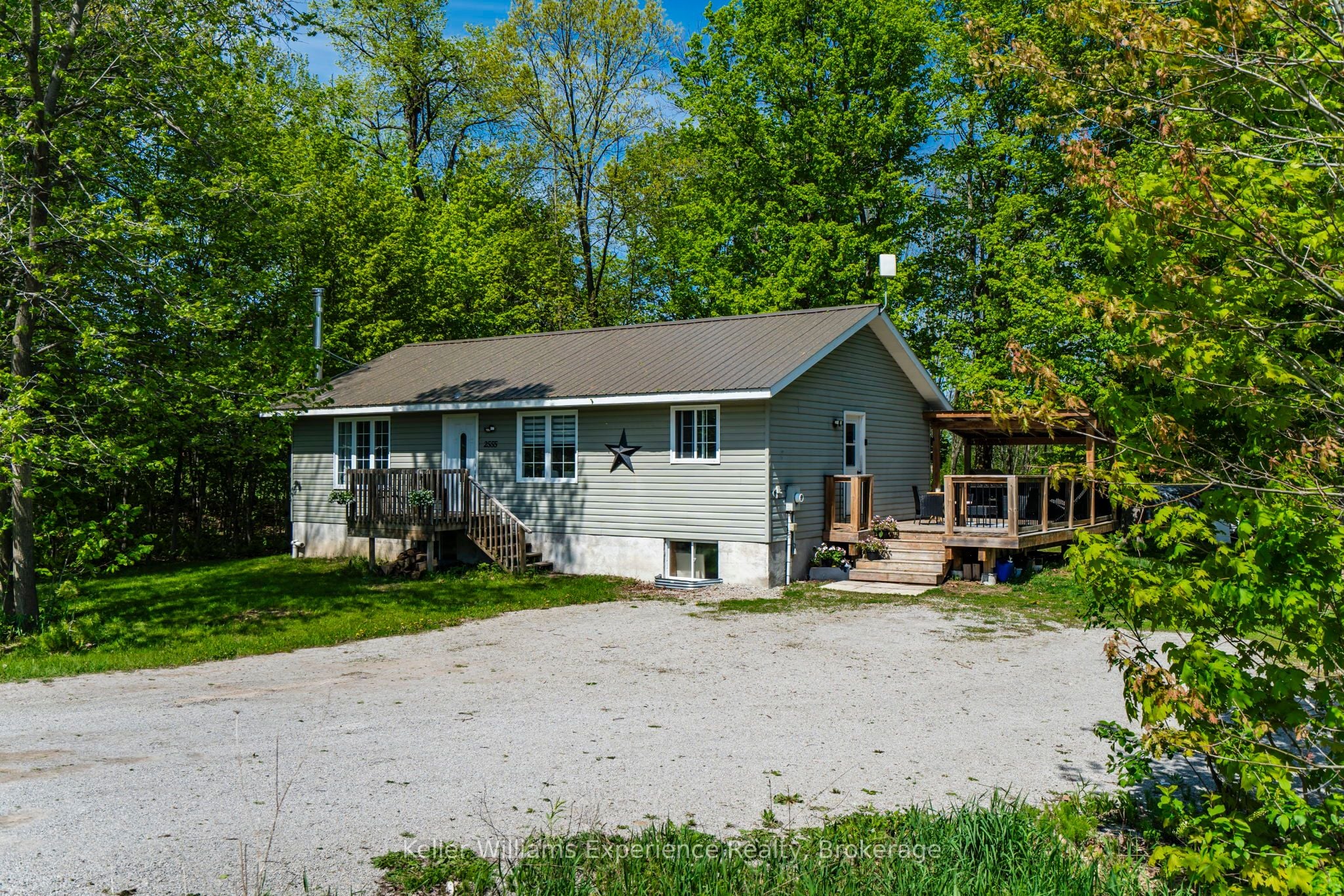 2555 Hodgins Road, Severn, ON, L0K 2C0