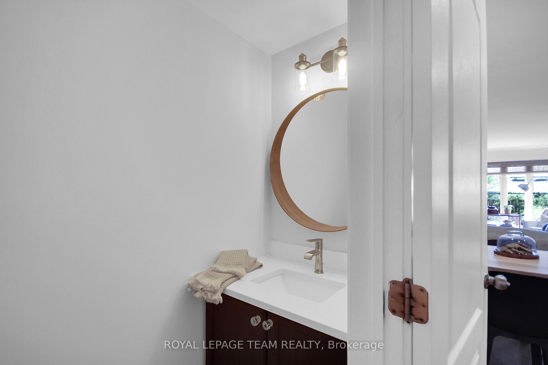 Additional image 4 of 112 Talltree Crescent, Ottawa, ON, K2S 0A9