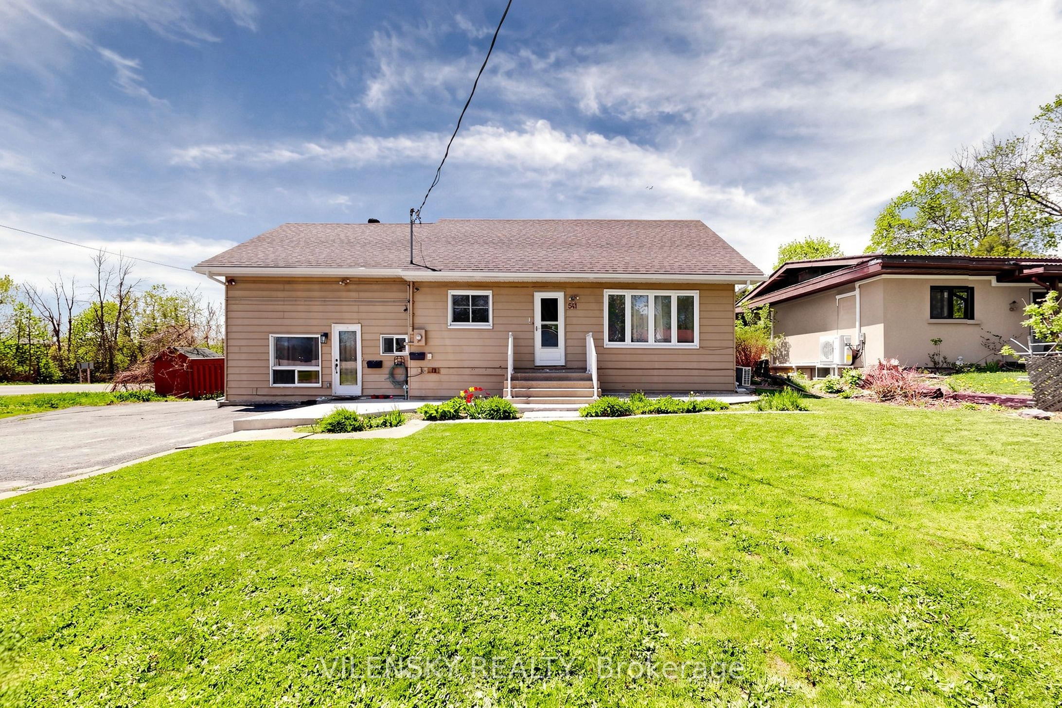 541 High Street, Orillia, ON, L3V 4X9
