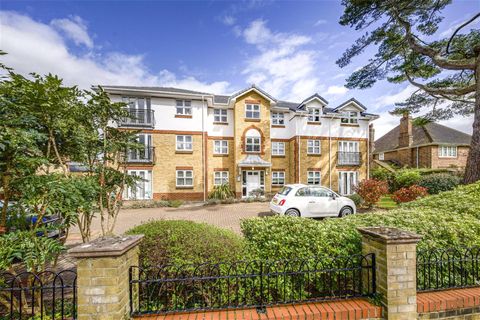 Rosebank Close, Teddington TW11