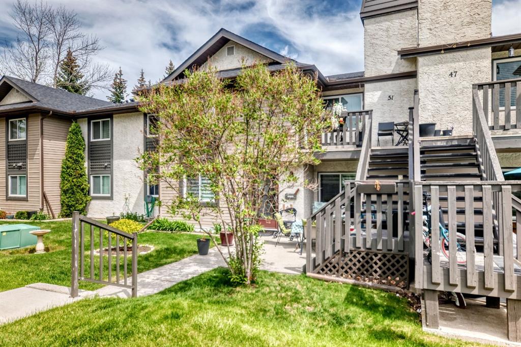 51 Cedar Springs Gardens SW, Calgary, AB, T2W 5J9