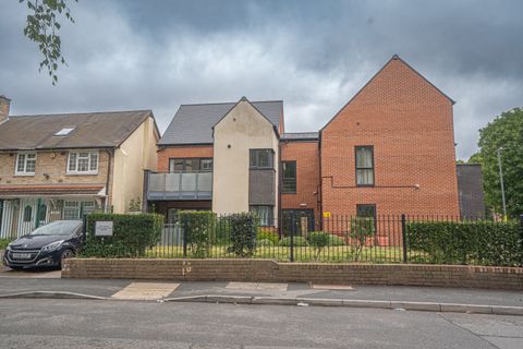 Burton Wood Drive, Handsworth B20