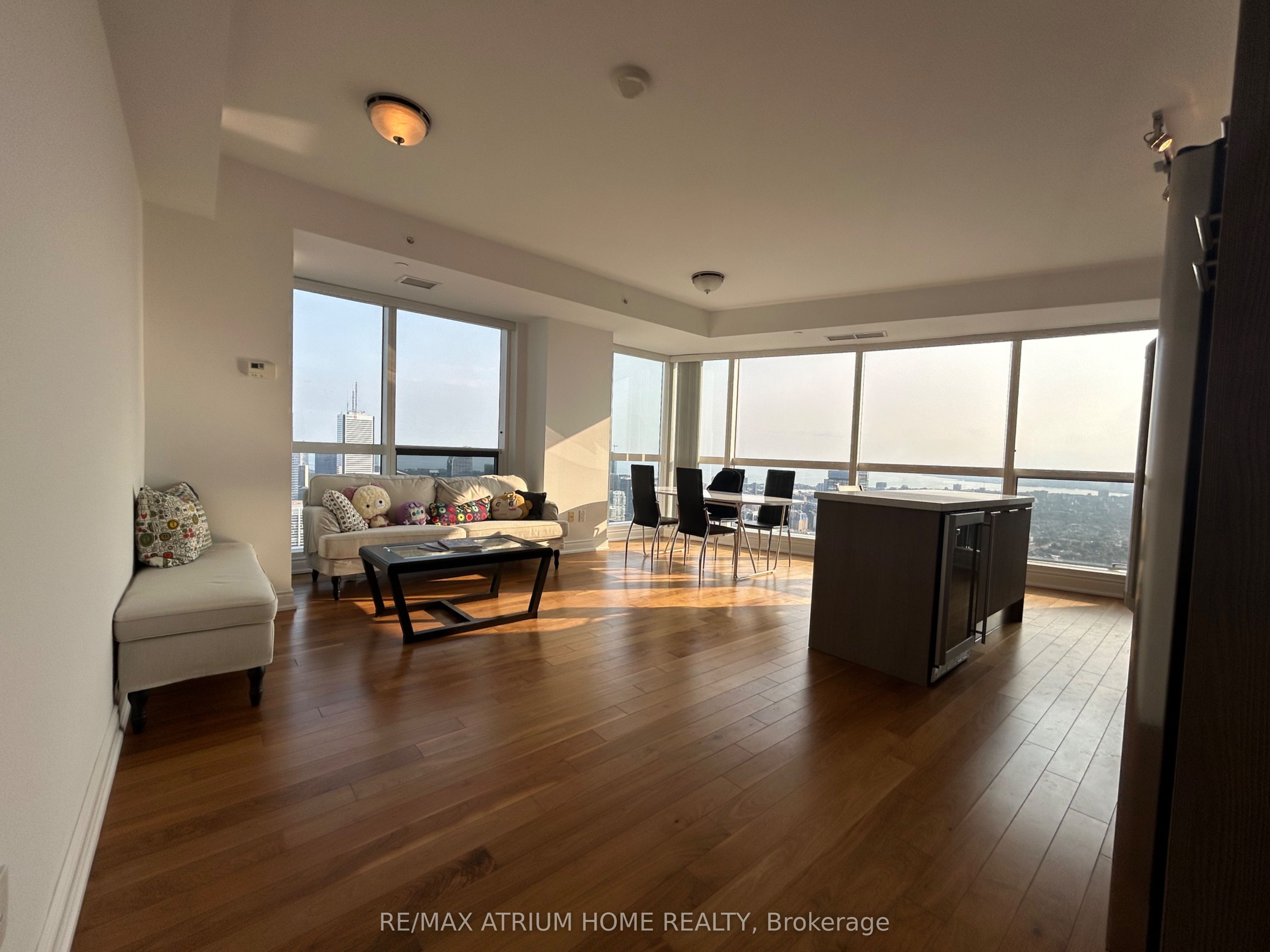 Additional image 6 of 7010-388 Yonge Street, Toronto, ON, M5B 0A4
