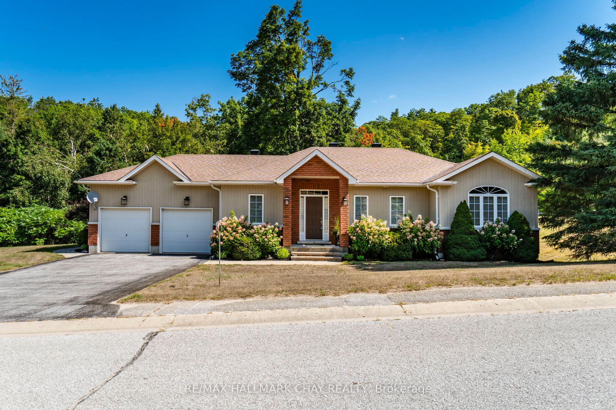 32 Valleycrest Drive, Oro-medonte, ON, L0L 2L0