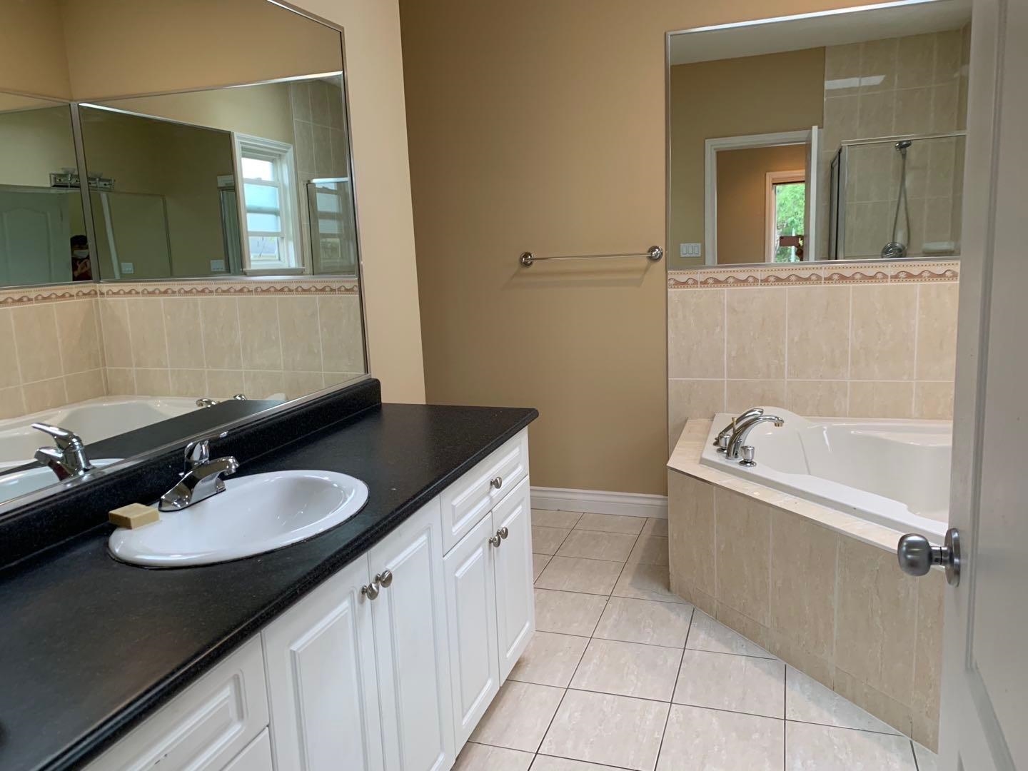 Master Room -11371 Cambie Road, Richmond, BC, V6X 1L3 photo 3