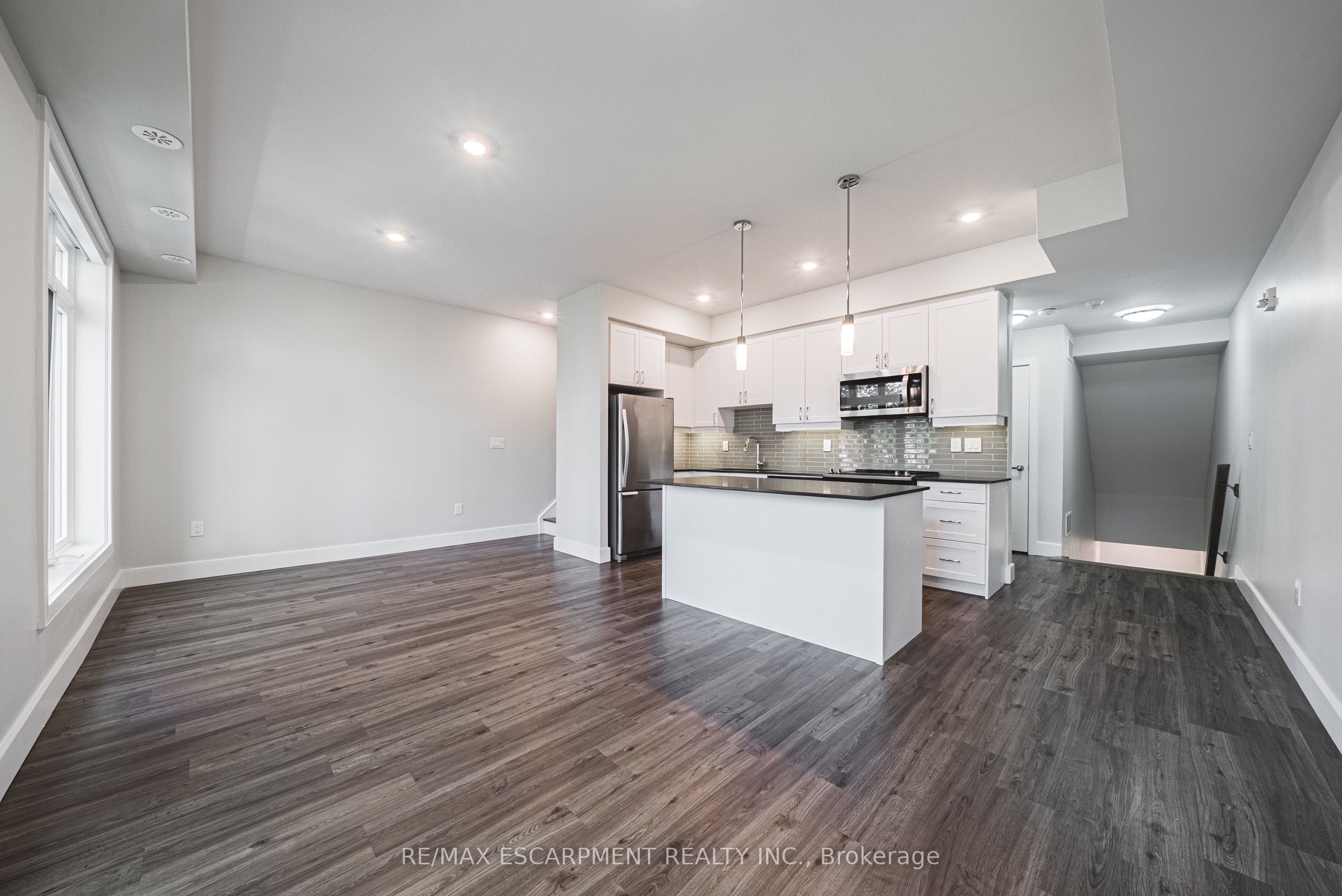 Additional image 3 of 209-2061 Prospect Street, Burlington, ON, L7R 1Z2