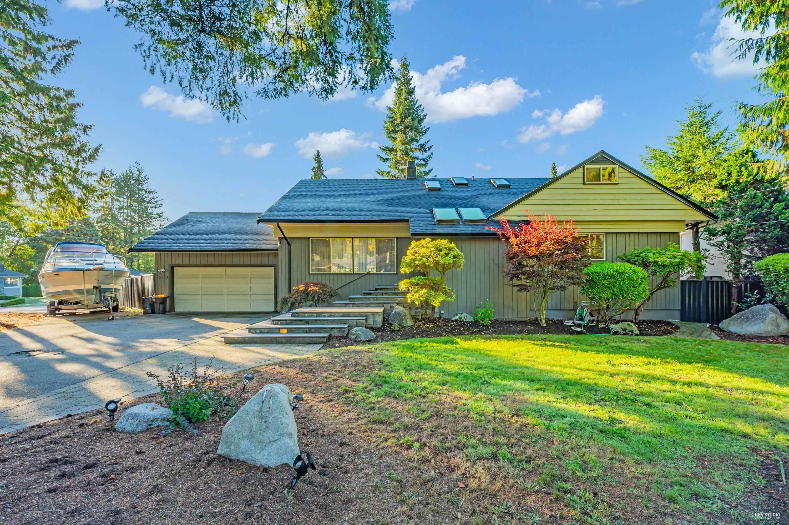 310 Macbeth Crescent, West Vancouver, BC, V7T 1V7