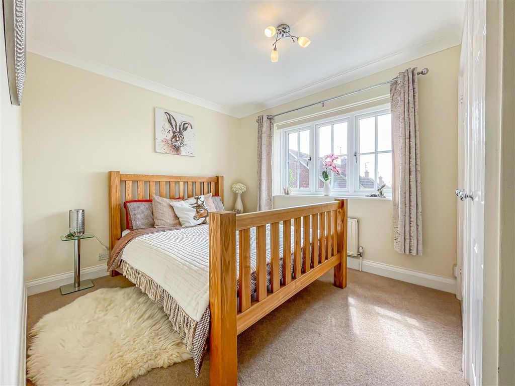 Additional image 25 of 5 bed detached house for saleAshingdon Heights, Rochford SS4