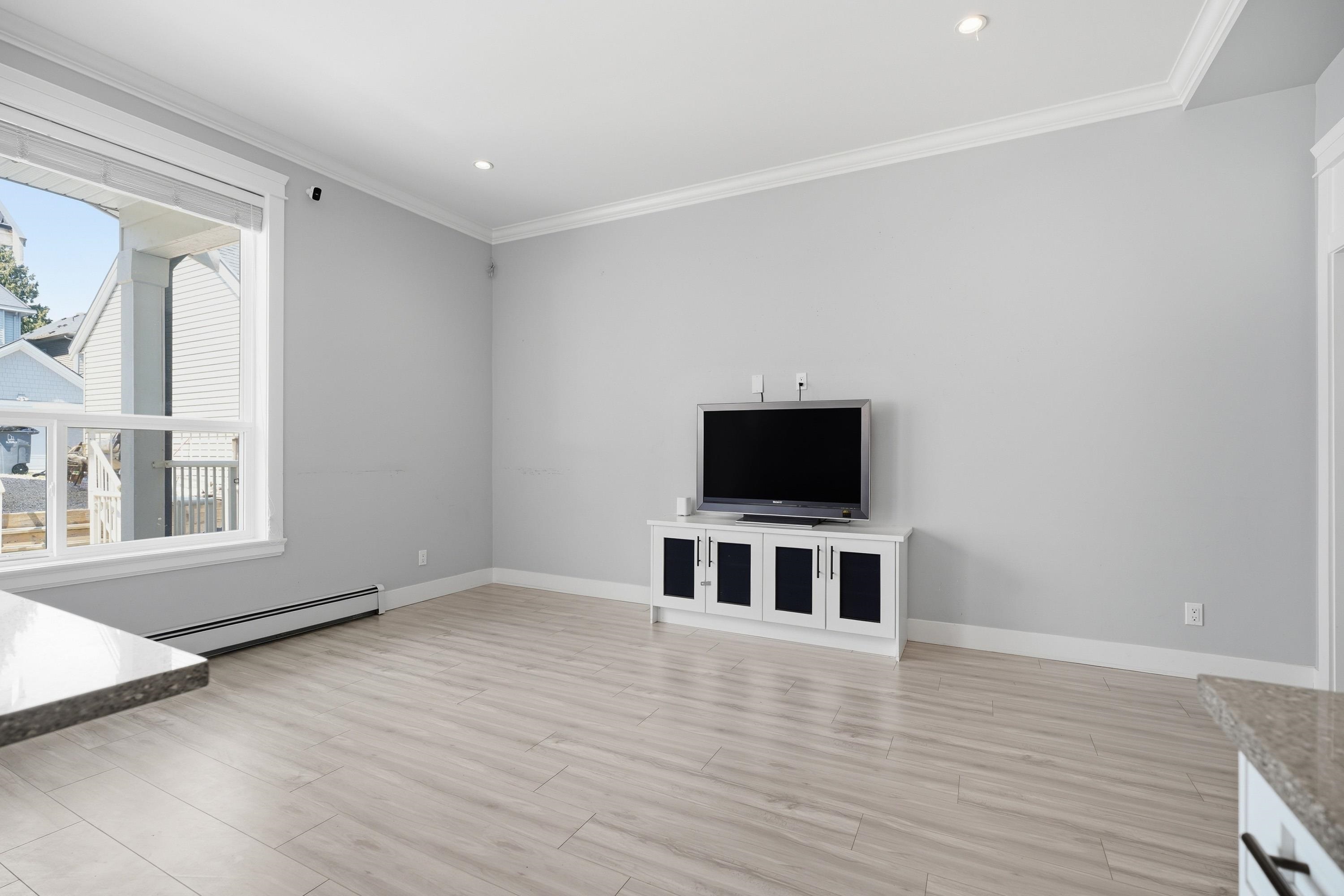 Additional image 3 of 6035 138a Street, Surrey, BC, V3X 0H3