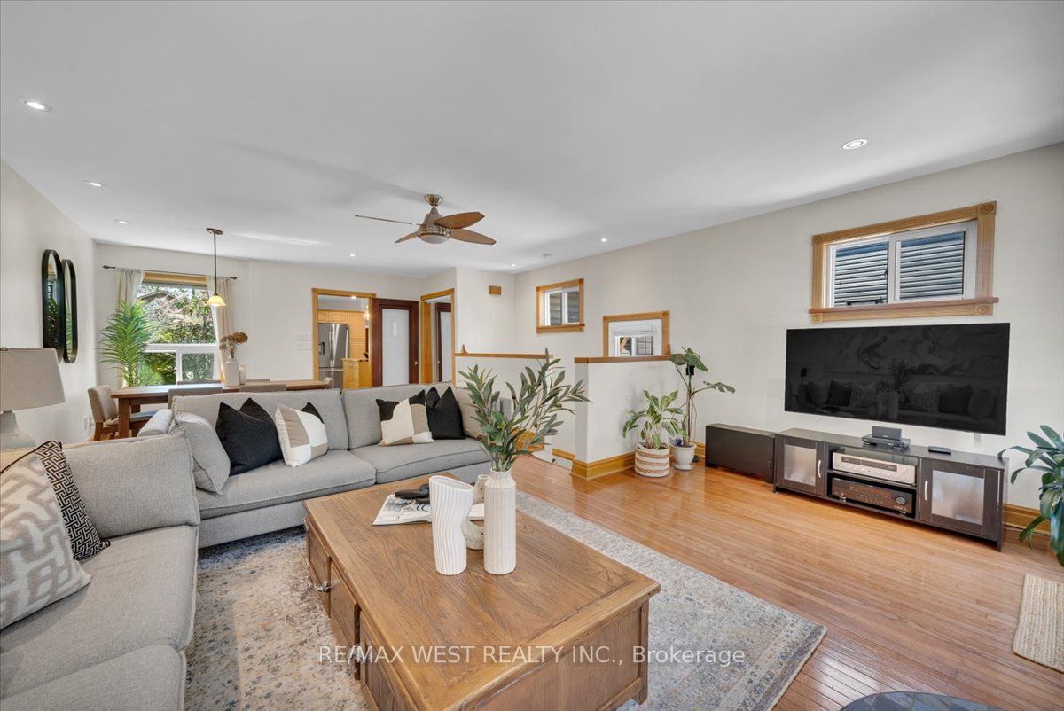 35 Gort Avenue, Toronto, ON, M8W 3Y7 photo 5