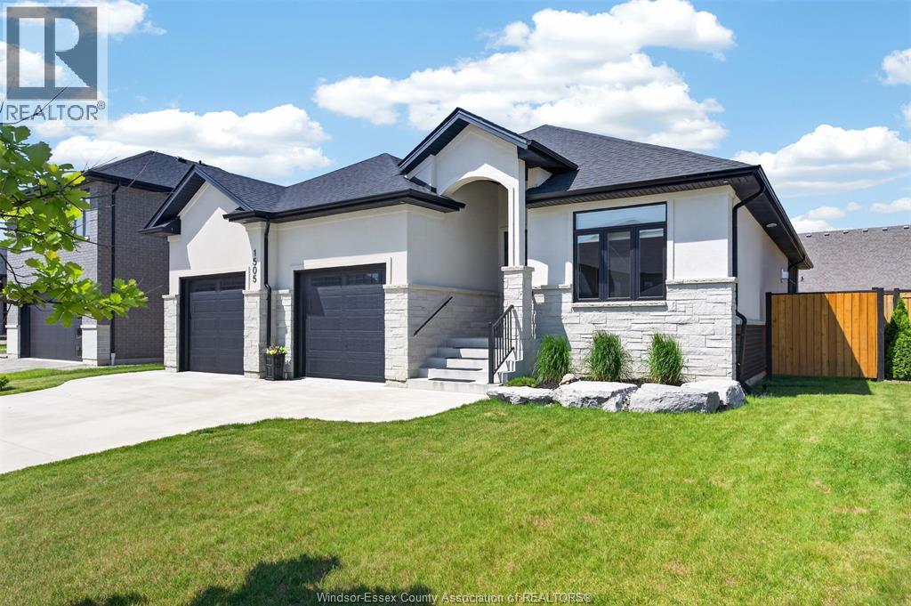 1505 Clearwater , Windsor, ON, N8P0E9