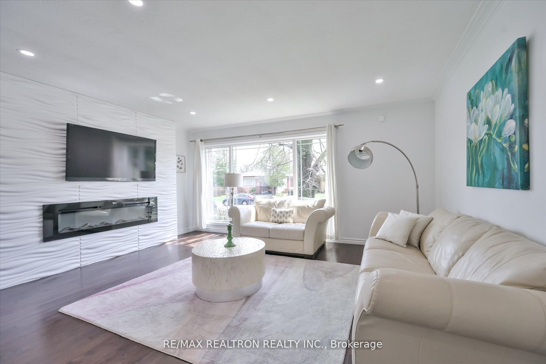 16 Arnprior Road, Toronto, ON, M1K 5A6 photo 4