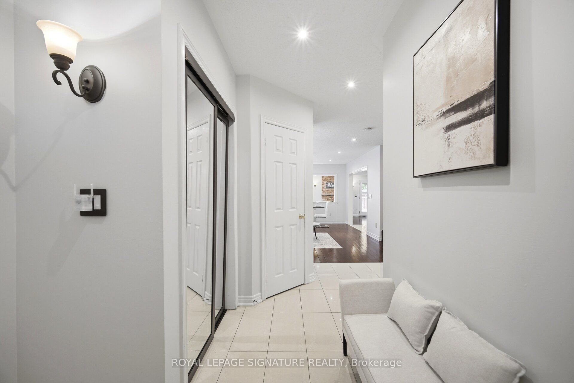 Additional image 4 of 901 Knotty Pine Grove, Mississauga, ON, L5W 1J9