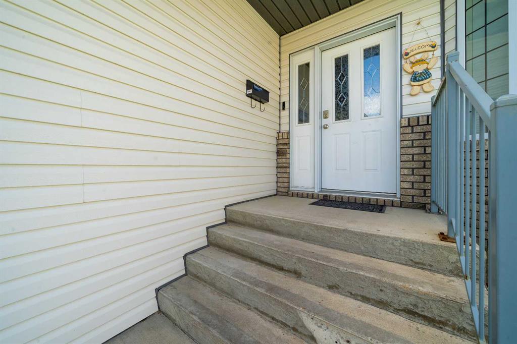 Additional image 4 of 79 Henderson Court NE, Medicine Hat, AB, T1C1Y9