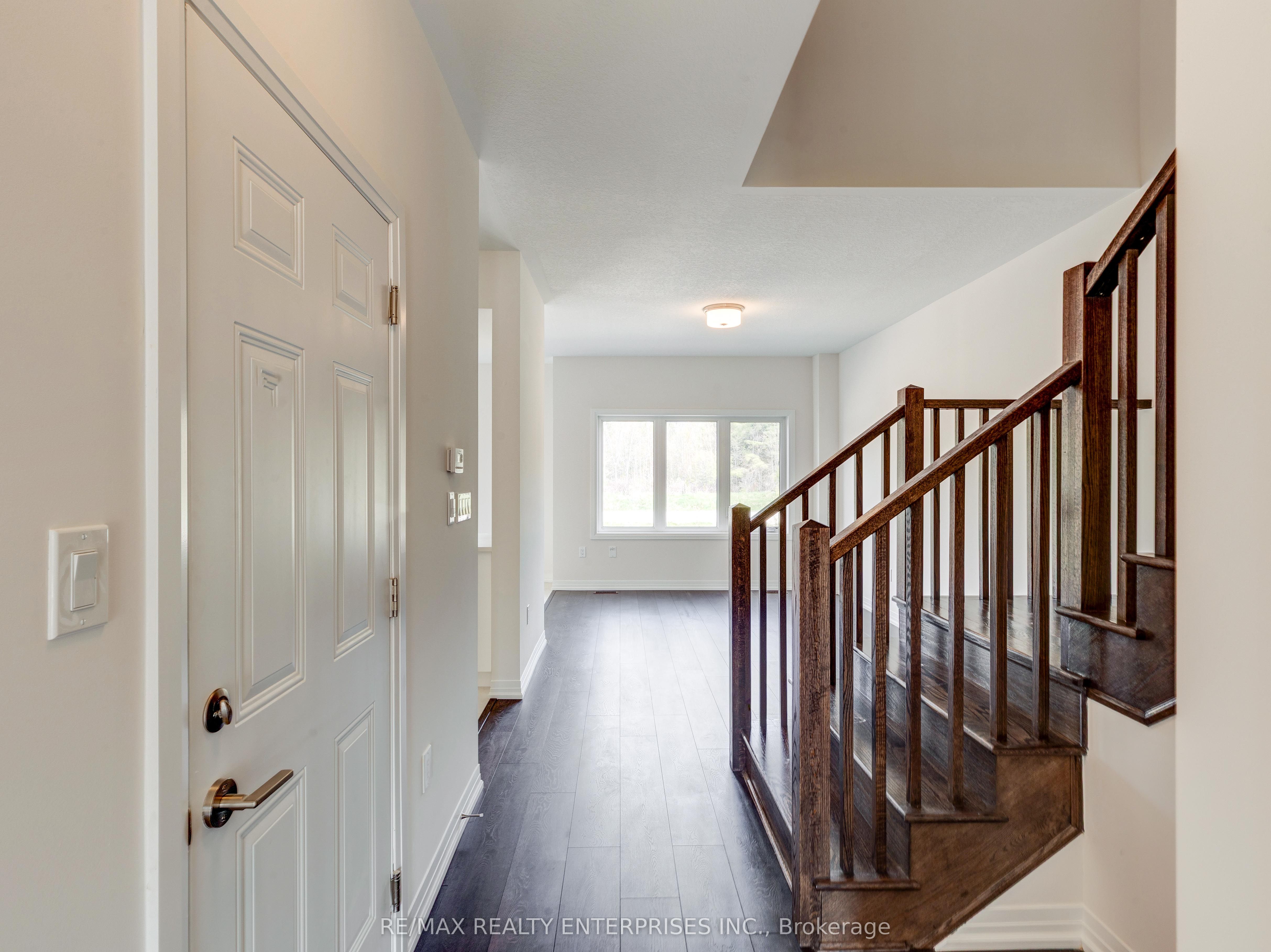 3006 Sandy Acres Avenue, Severn, ON, L3V 0Y4 photo 5