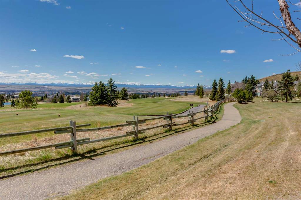 26 Eagleview Way, Cochrane, AB, T4C 1P6 photo 3