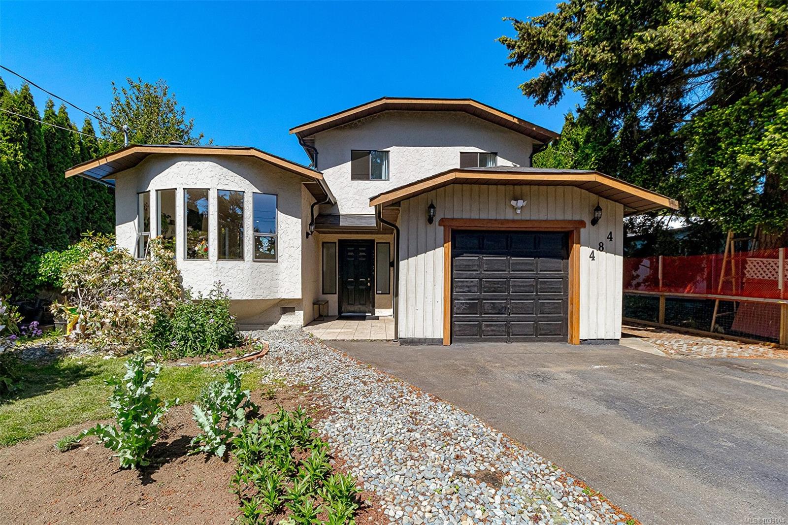 484 Goldstream Avenue, Langford, BC, V9B 2W5 photo 3