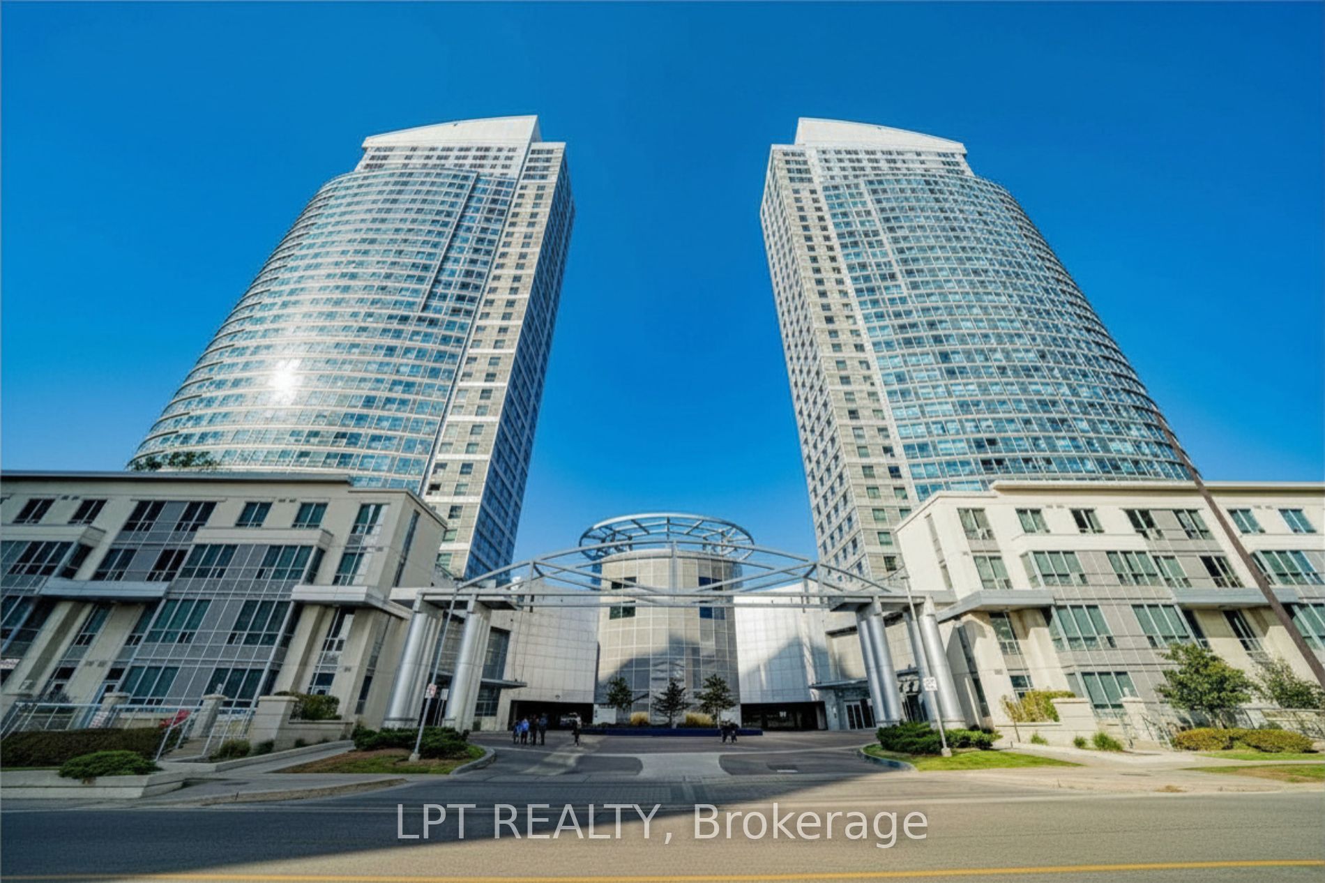2107-38 Lee Centre Drive, Toronto, ON, M1H 3J7