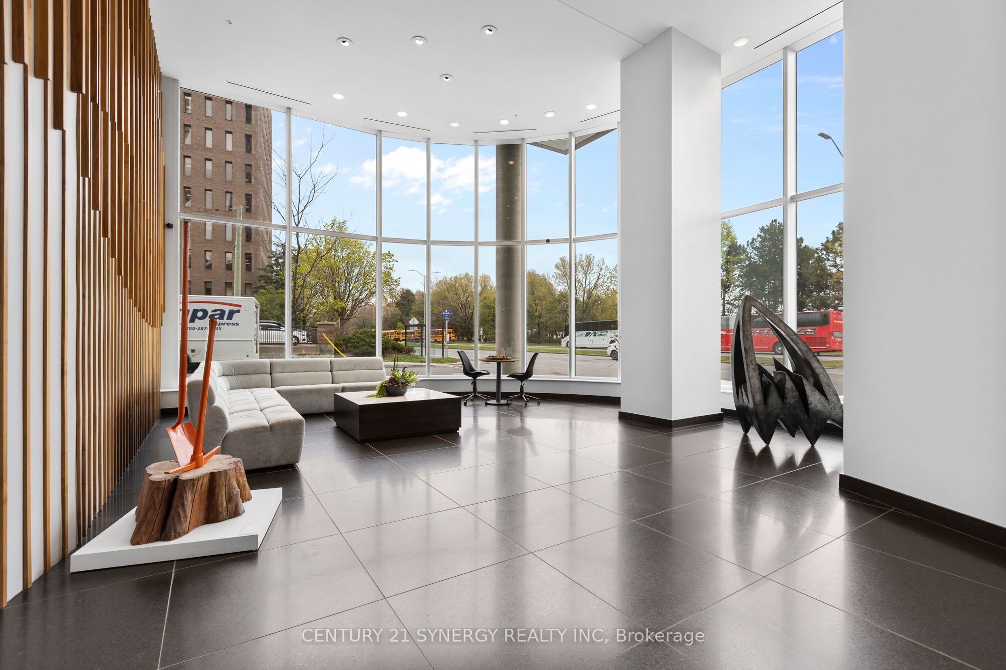 Additional image 4 of 506-805 Carling Avenue, Ottawa, ON, K1S 5W9