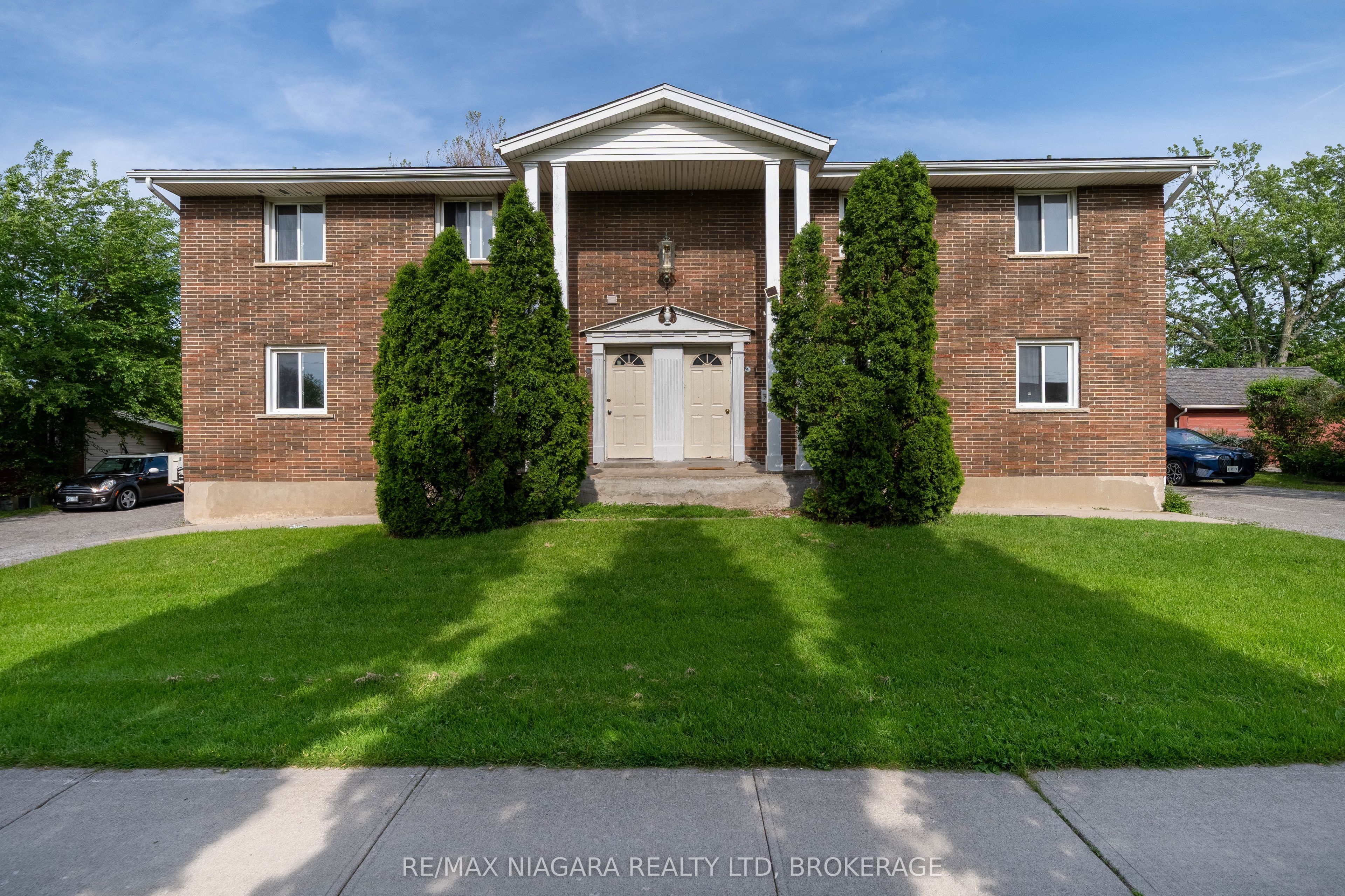 293-295 Glenridge Avenue, St. Catharines, ON, L2T 3K5