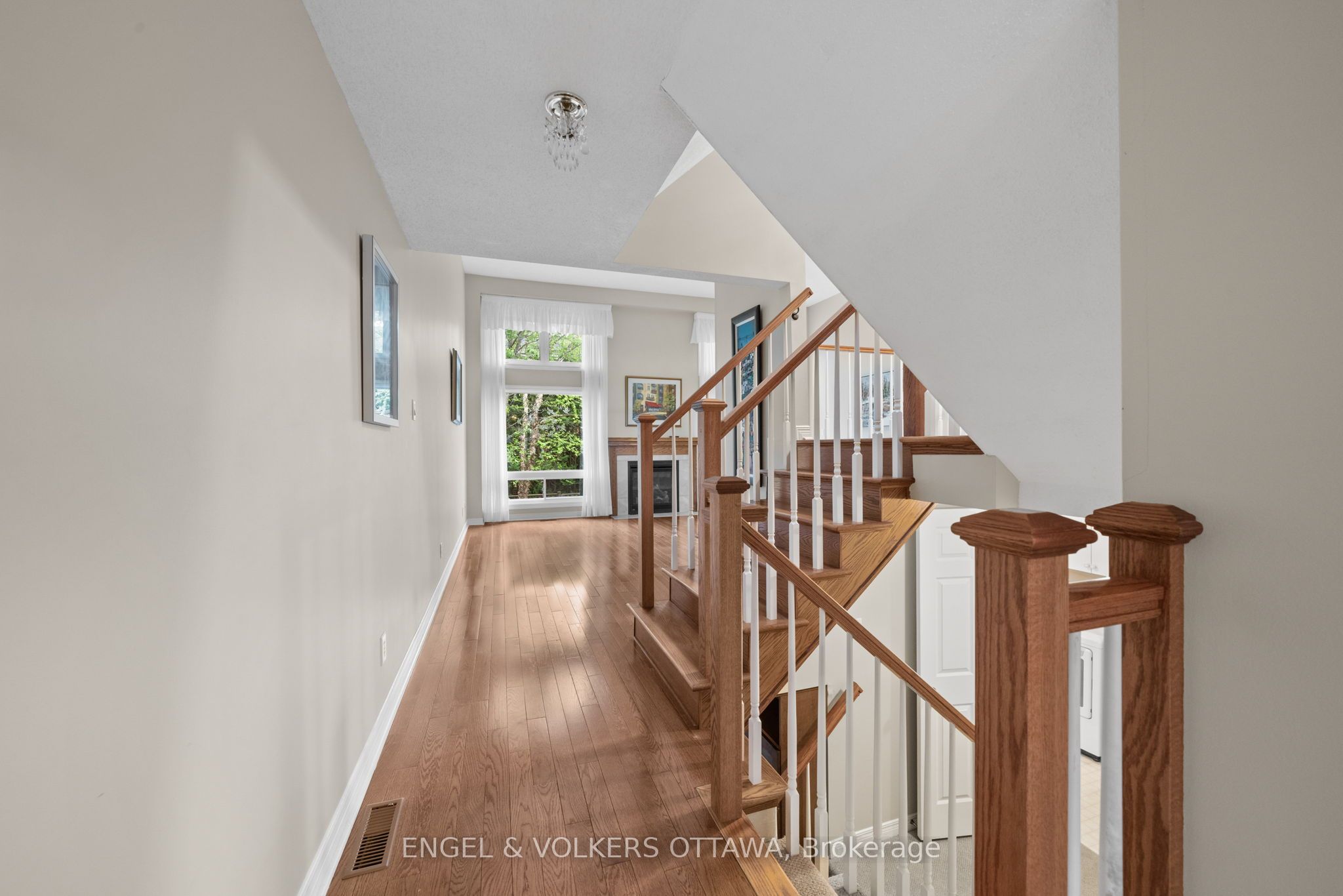 Additional image 6 of 44 Dunbarton Court, Ottawa, ON, K1K 4L4