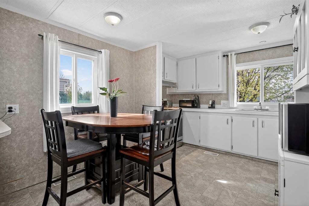 328-6220 17 Avenue, Calgary, AB, T2A 7H4 photo 5