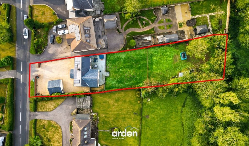 5 bed detached house for saleCrumpfields Lane, Redditch B97 photo 4