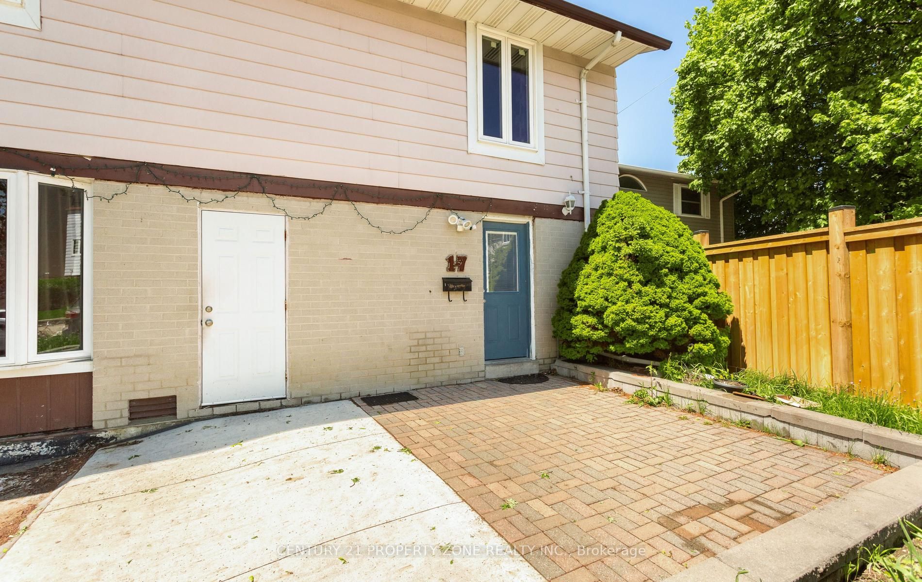 Additional image 4 of 17 Hillbank Trail, Brampton, ON, L6S 1P6